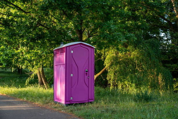 Best Construction site porta potty rental  in Russellville, AL